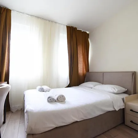 Iva Old Town Hotel 4*
