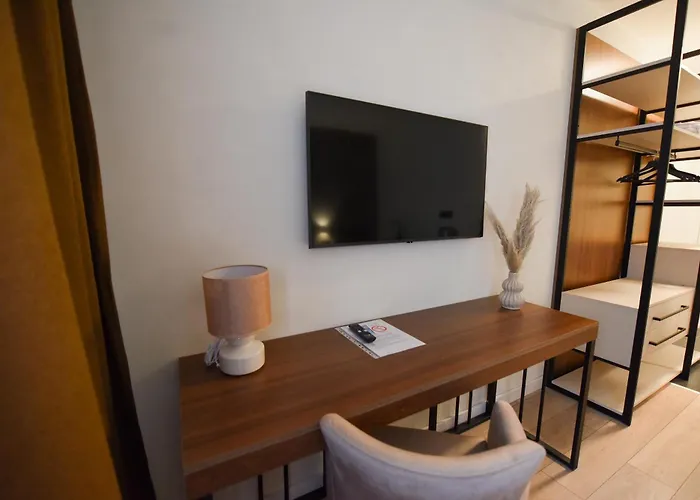 Iva Old Town Apartments