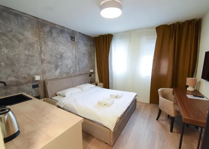 Iva Old Town Apartments