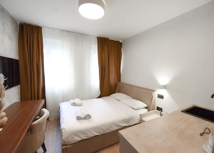 Hotel Iva Old Town Apartments