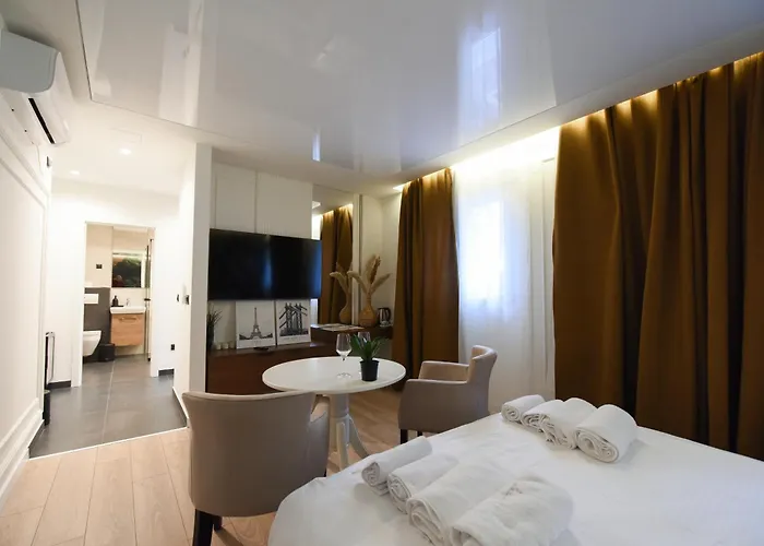 Iva Old Town Apartments Belgrado